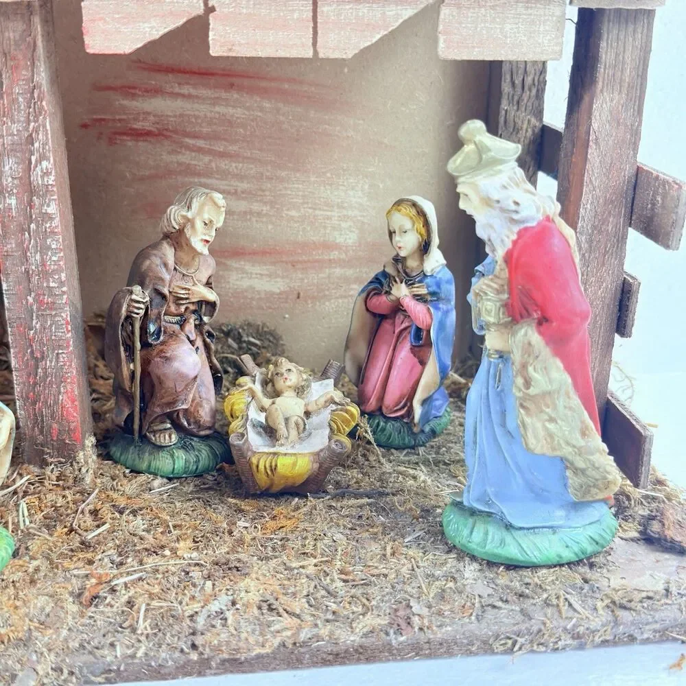 Vintage SEARS Nativity Set 7 Hand Painted Figures & Wood Stable Christmas Decor